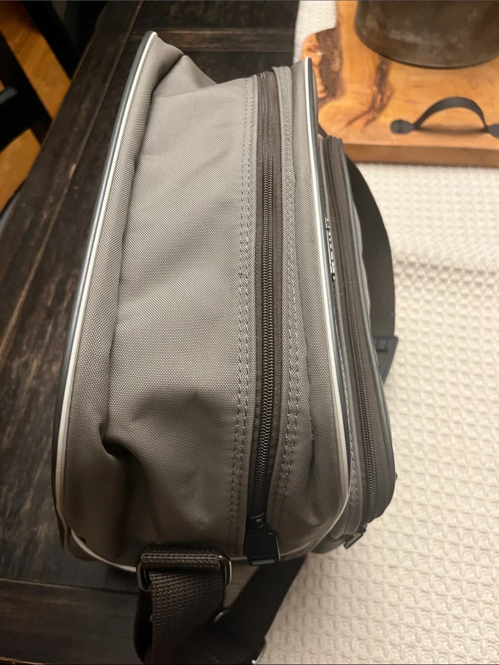 Samsonite grey  carry on  Crossbody Bag